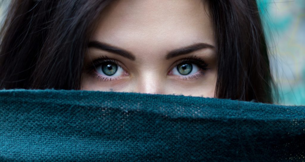 womanʼs face
