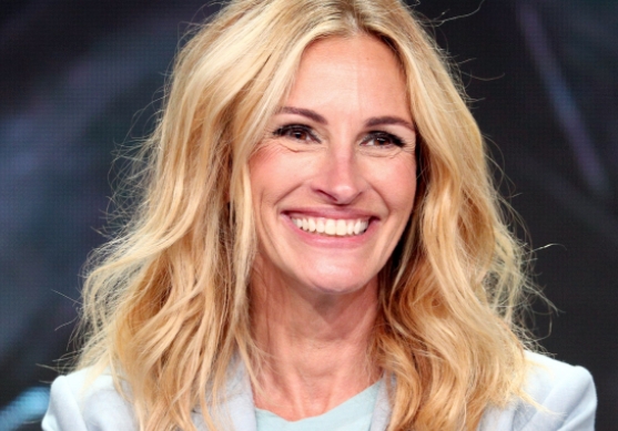 julia roberts face treatment