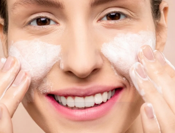 lady face wash