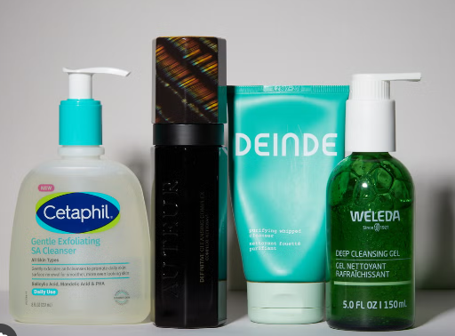 Best Cleansers for Men With Rough Skin