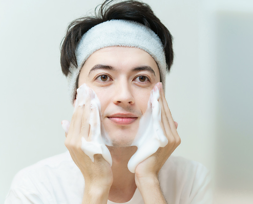 Body Cleansing for Sensitive Male Skin