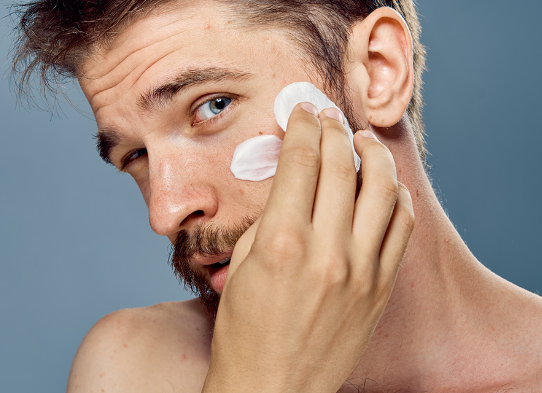 Cleansing Tips for Men With Skin Sensitivities