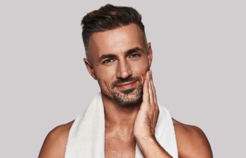 How to Keep Men’s Skin Clean Without Overwashing